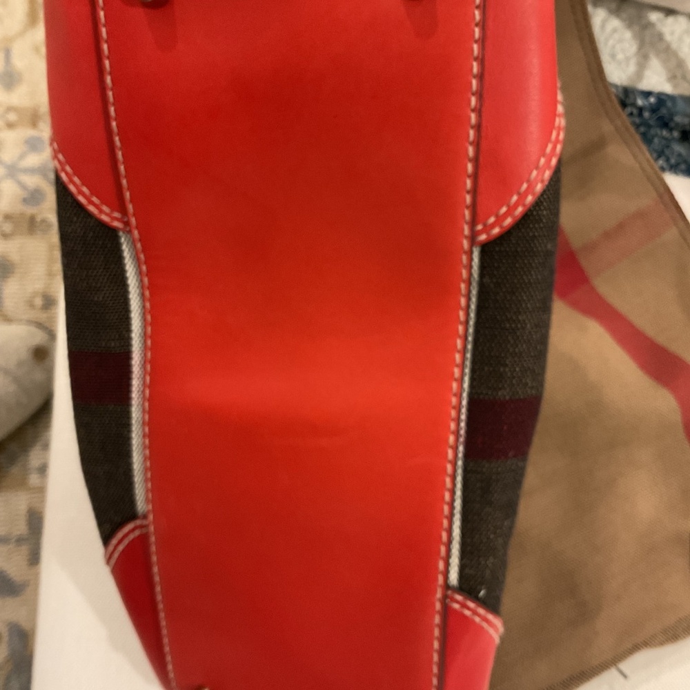 Burberry Canvas Check Medium Maidstone Tote - Picture 4 of 7